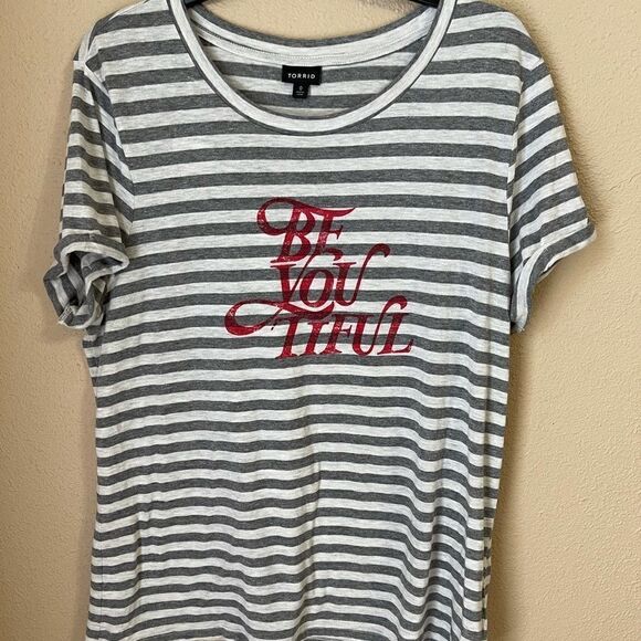 ❤️Torrid Be You Tiful Striped T-Shirt - Picture 1 of 4
